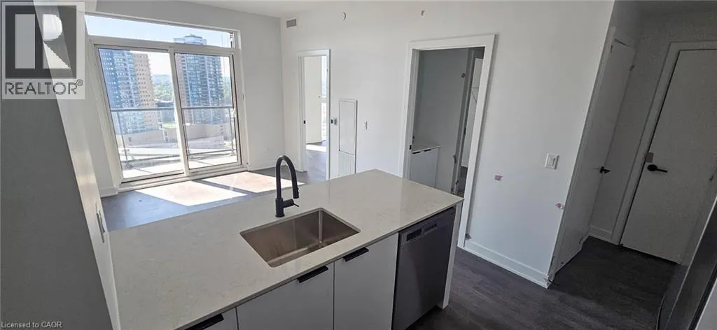 25 WELLINGTON Street S Unit# 1602, #1602