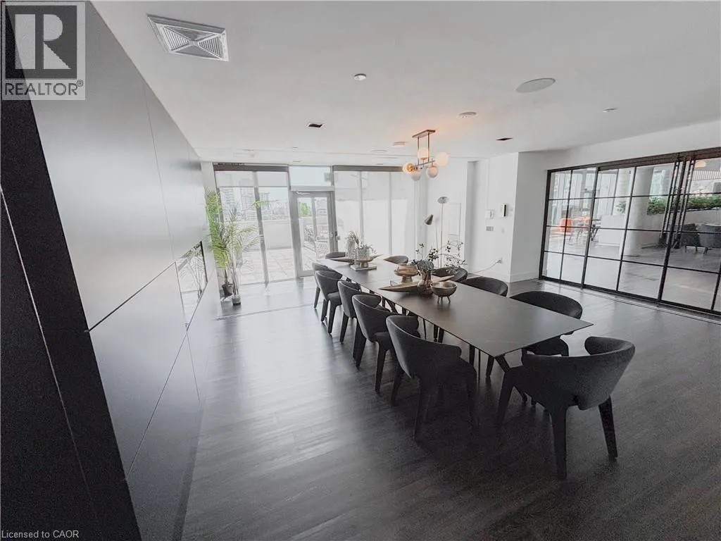 25 WELLINGTON Street S Unit# 1602, #1602
