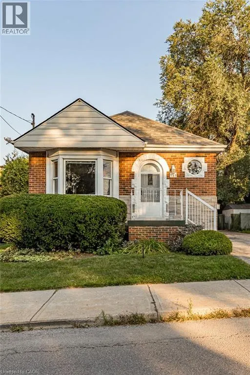 567 UPPER SHERMAN Avenue