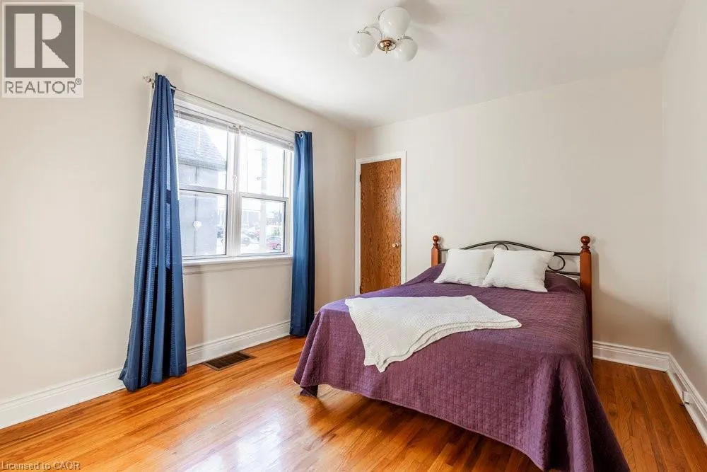 567 UPPER SHERMAN Avenue