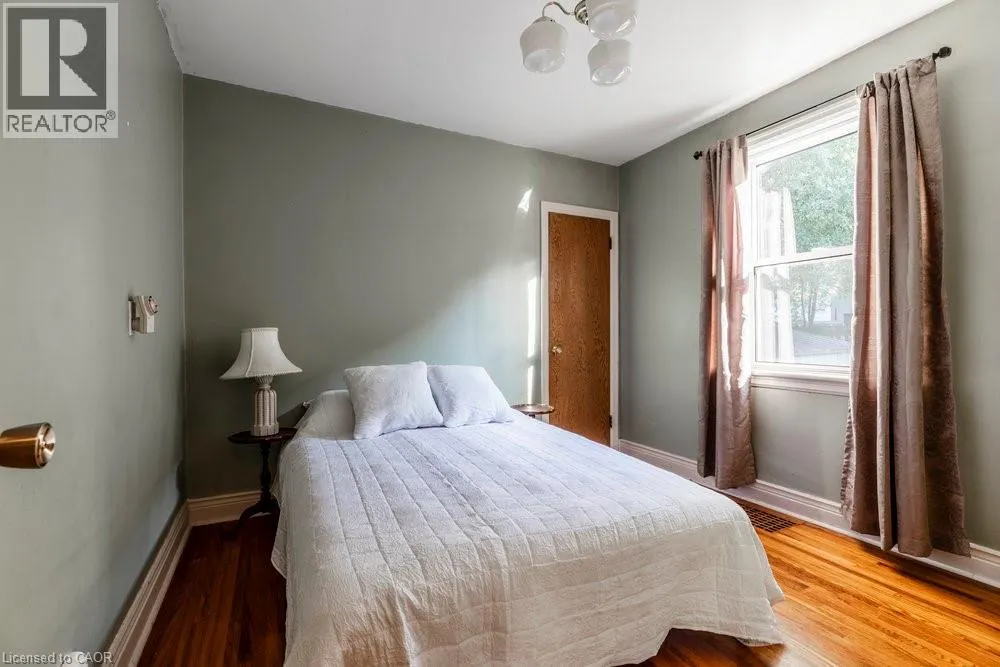567 UPPER SHERMAN Avenue