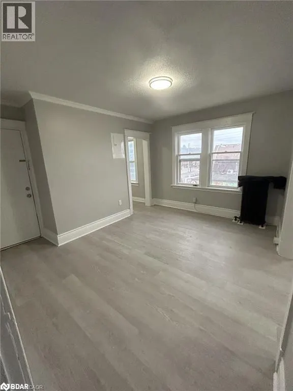 983 MAIN Street E Unit# 6, #6