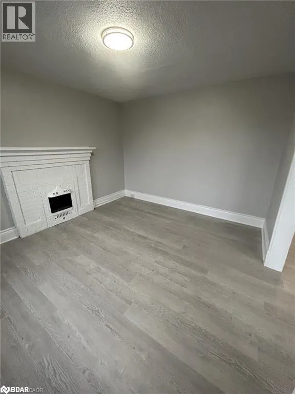 983 MAIN Street E Unit# 6, #6