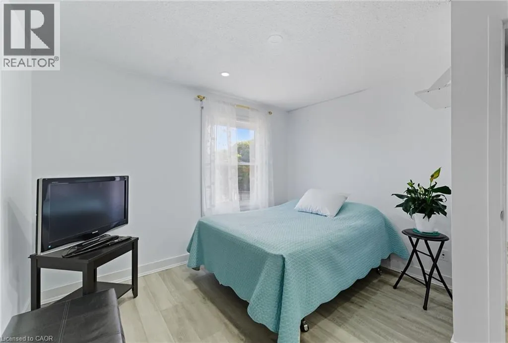 1300 UPPER OTTAWA Street Unit# 6, #6