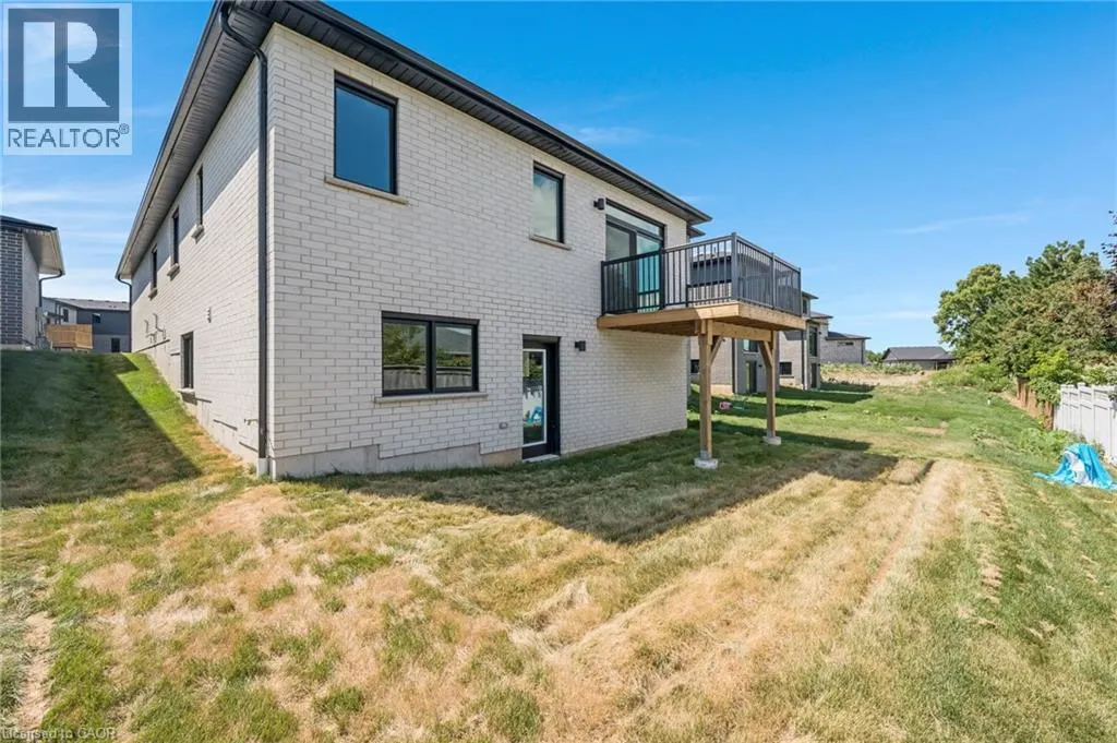 52 MOON Crescent