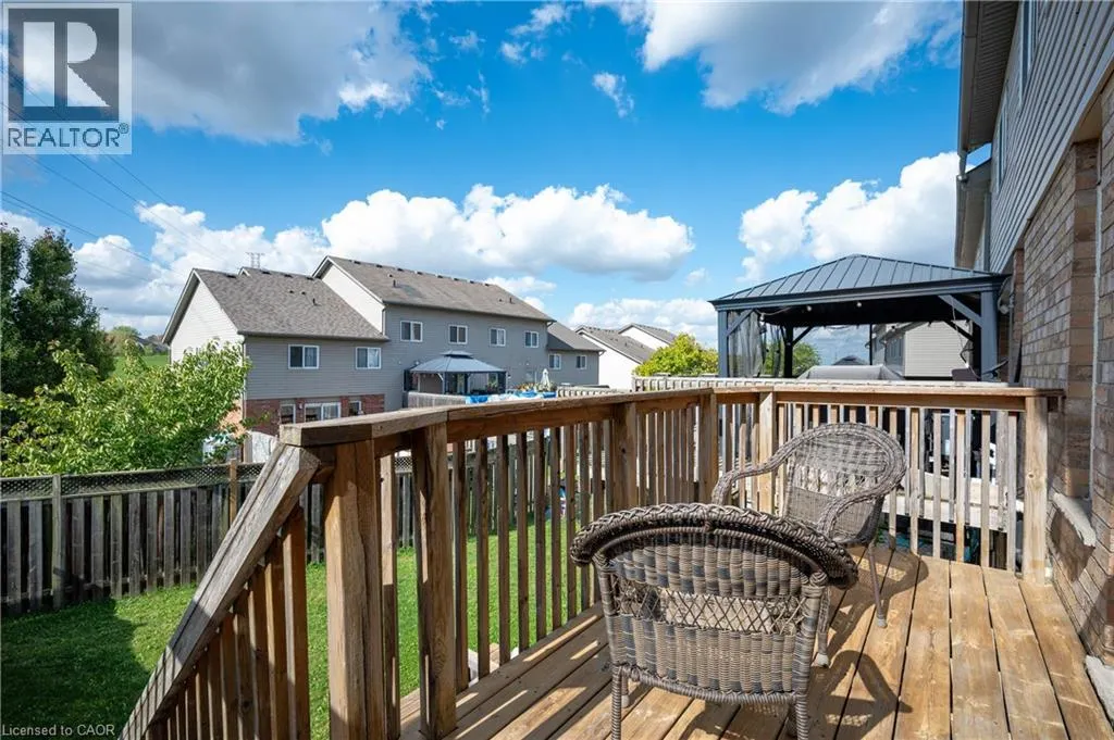 205 SNOWDROP Crescent