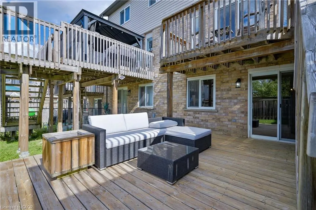 205 SNOWDROP Crescent