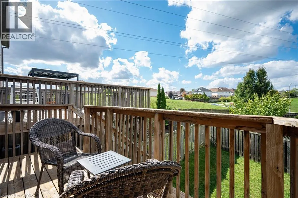 205 SNOWDROP Crescent