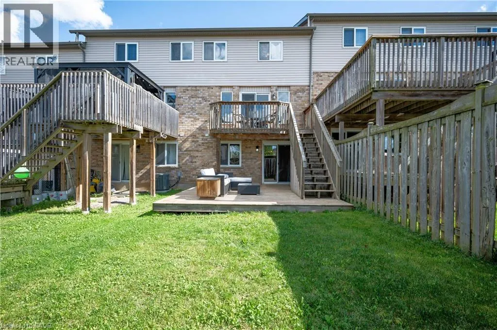 205 SNOWDROP Crescent