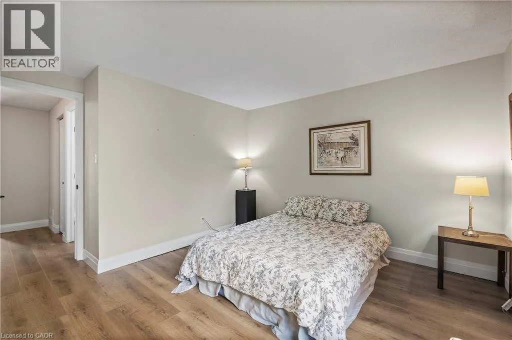 465 WOOLWICH Street N Unit# 32, #32