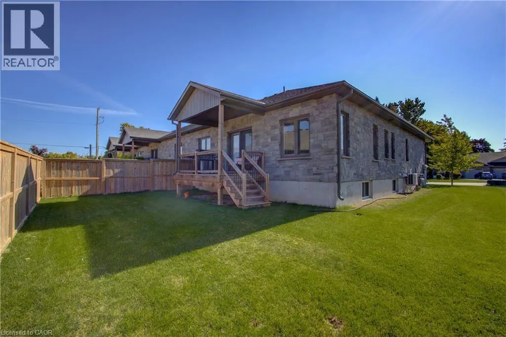 274 MCCOURT Place
