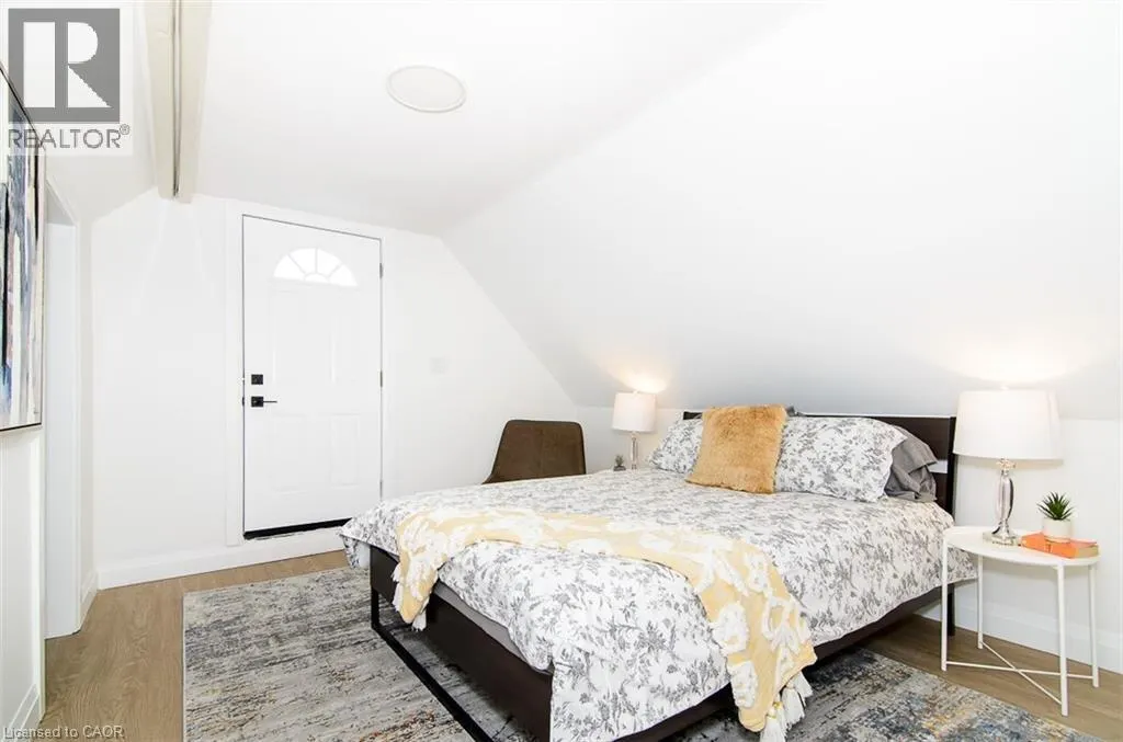 249 EMERALD Street N Unit# 3, #3