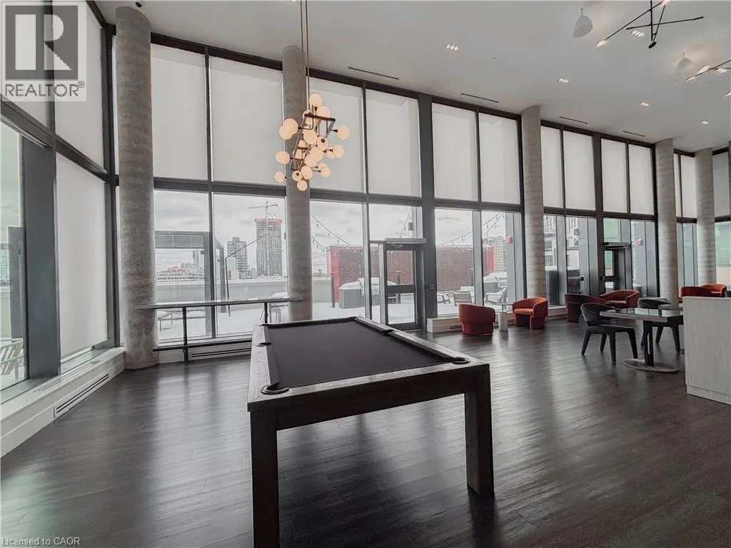 25 WELLINGTON Street S Unit# 2004, #2004