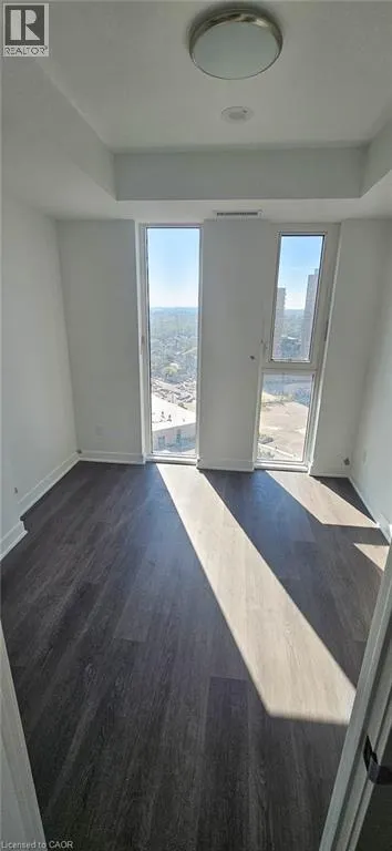 25 WELLINGTON Street S Unit# 2004, #2004