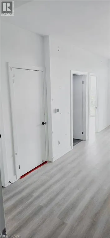 25 WELLINGTON Street S Unit# 2004, #2004