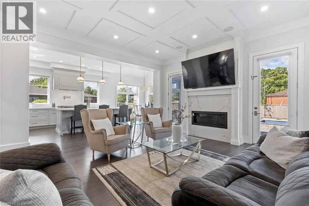 265 WOODALE Avenue Unit# Upper, #Upper