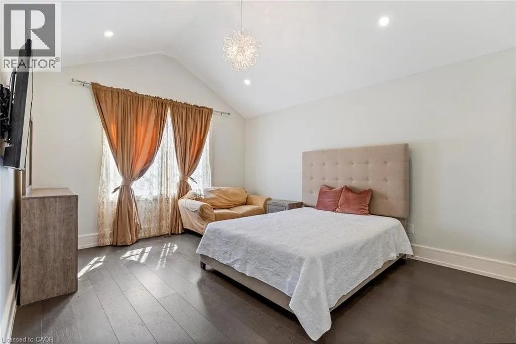 265 WOODALE Avenue Unit# Upper, #Upper