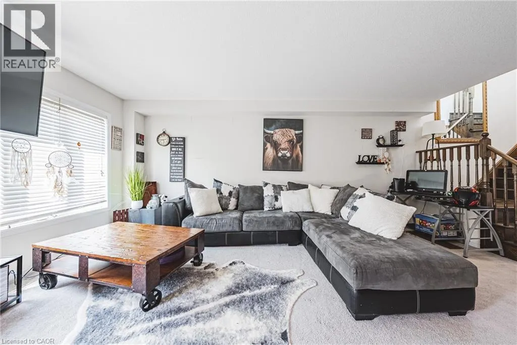 8258 TULIP TREE Drive