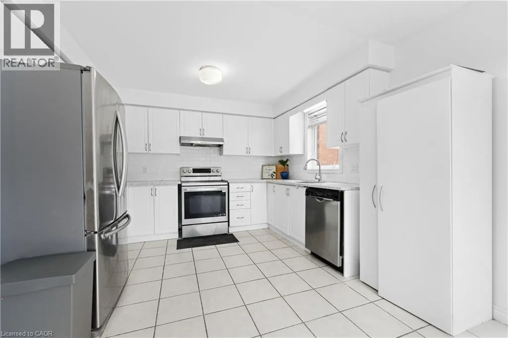 1 HILLCROFT Drive
