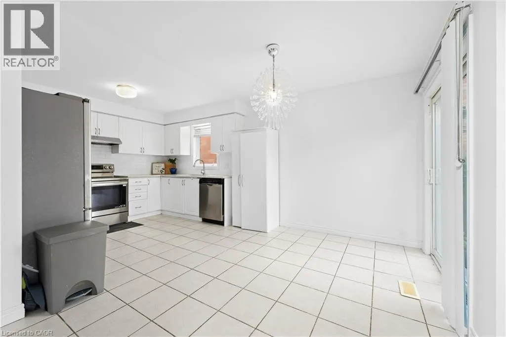 1 HILLCROFT Drive