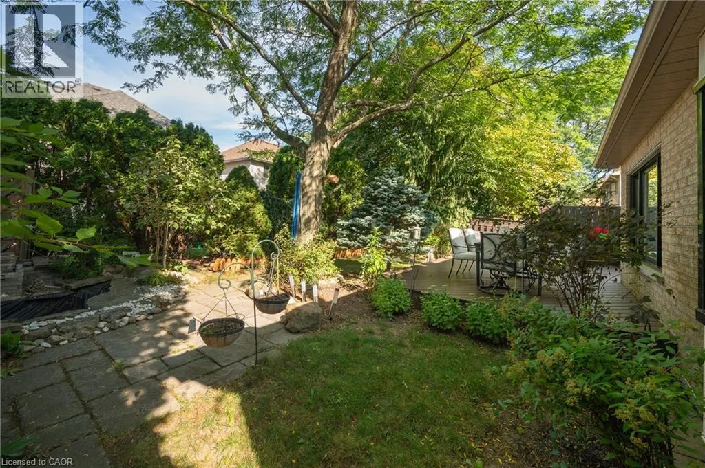 13 BROOKHURST Crescent