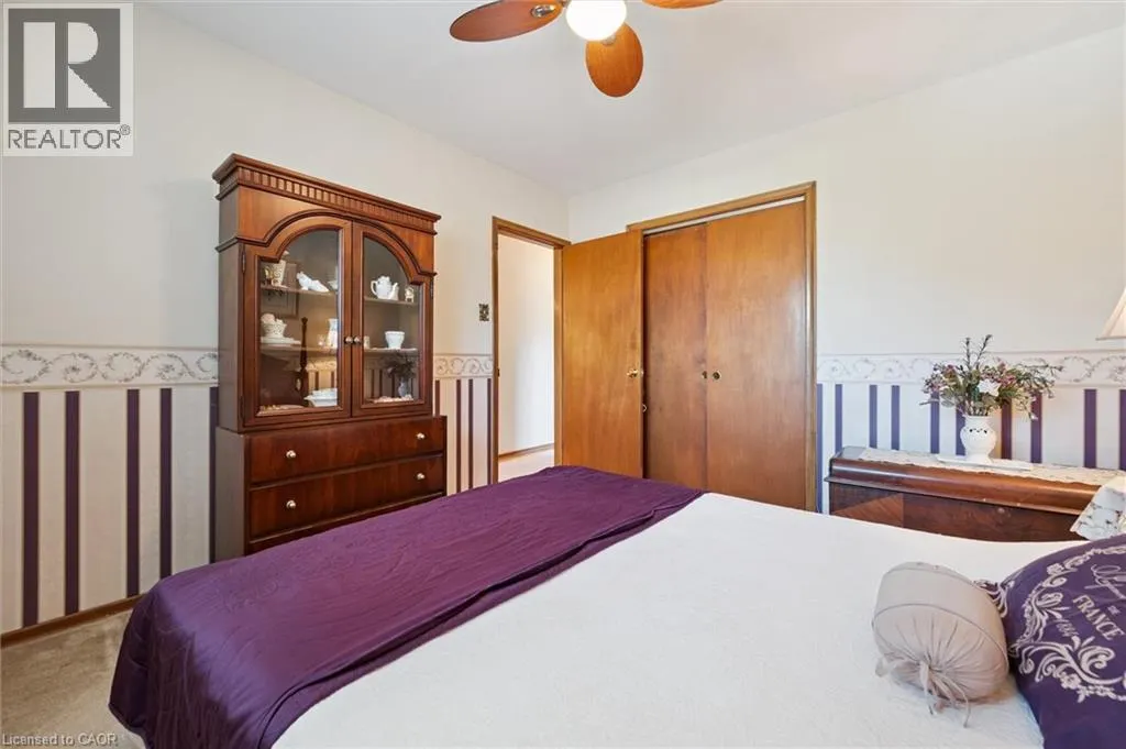 136 FAIRWAY Road N