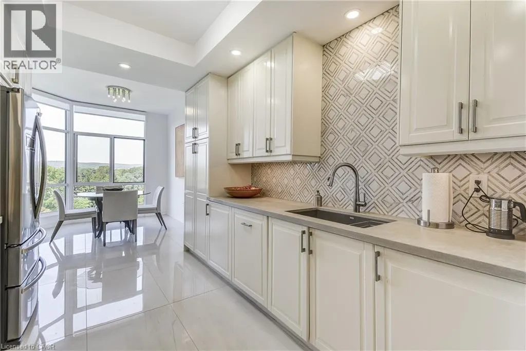 1237 NORTH SHORE Boulevard E Unit# 906, #906