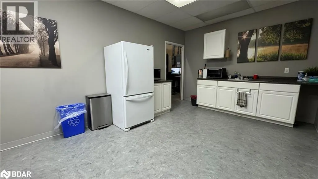 33 ALLIANCE Boulevard Unit# 9/10, #9/10