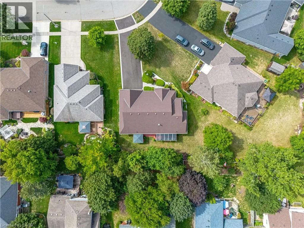 178 BERNARDI Crescent
