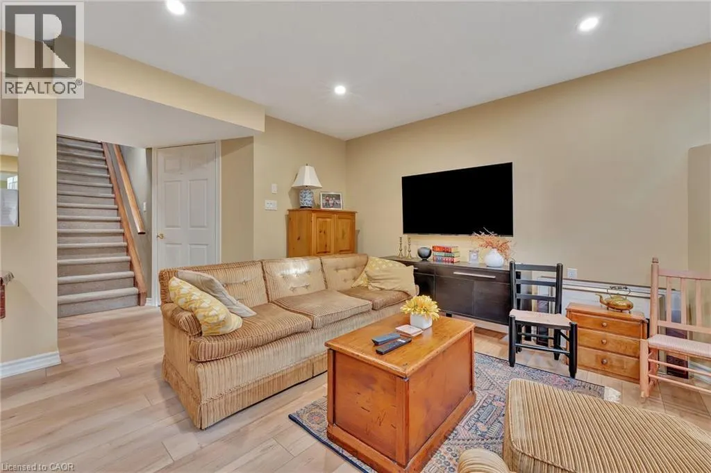 350 DOON VALLEY Drive Unit# 10F, #10F
