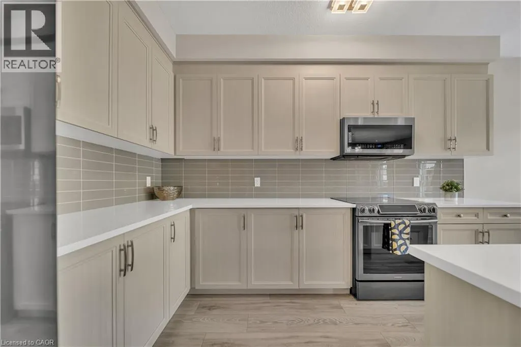536 LANDGREN Court