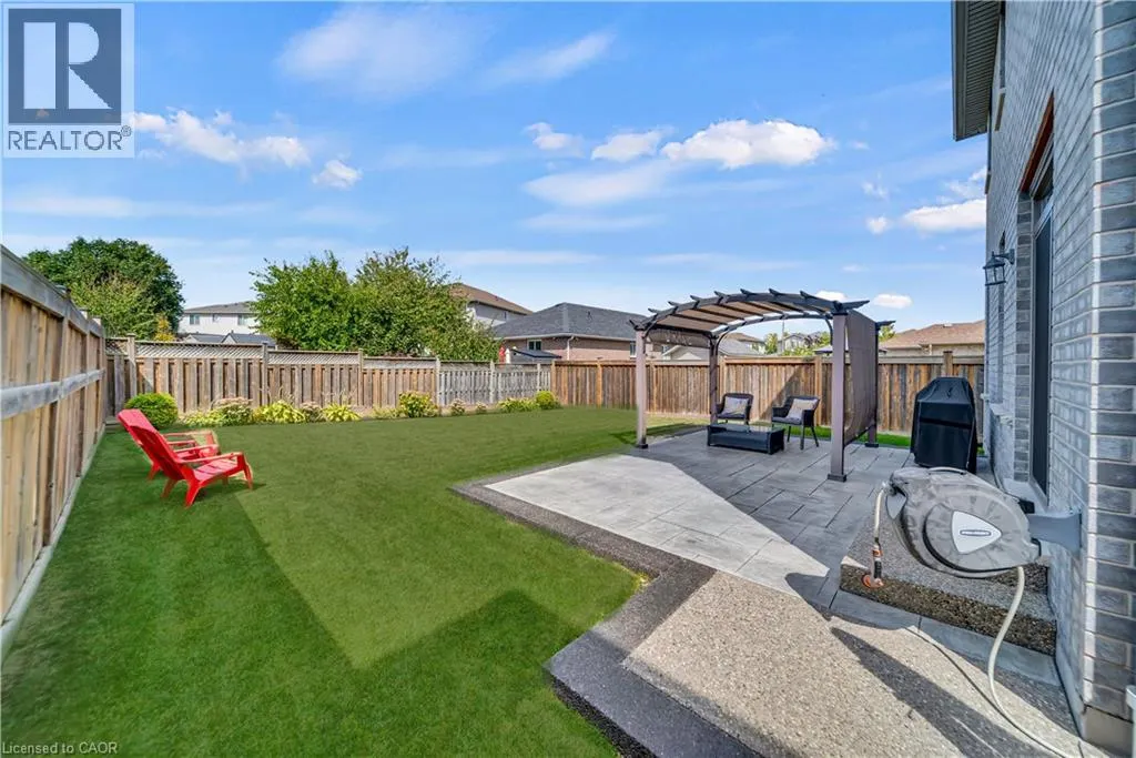 536 LANDGREN Court