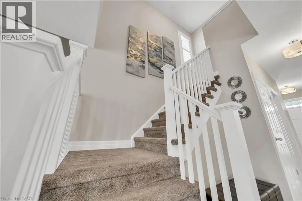 536 LANDGREN Court