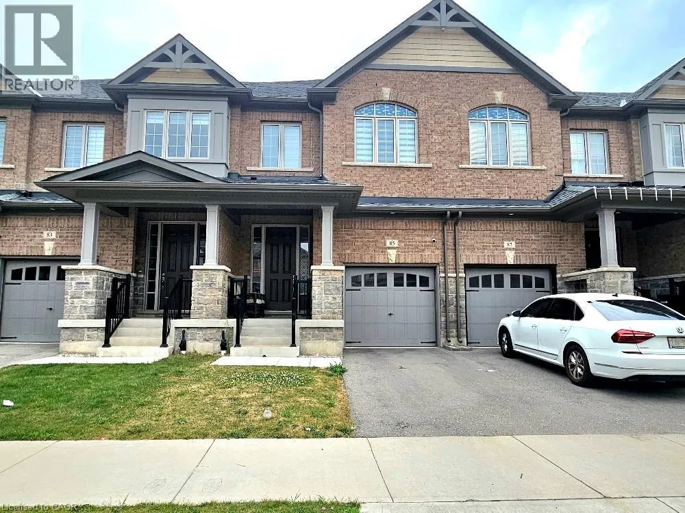 85 GLORIA Street