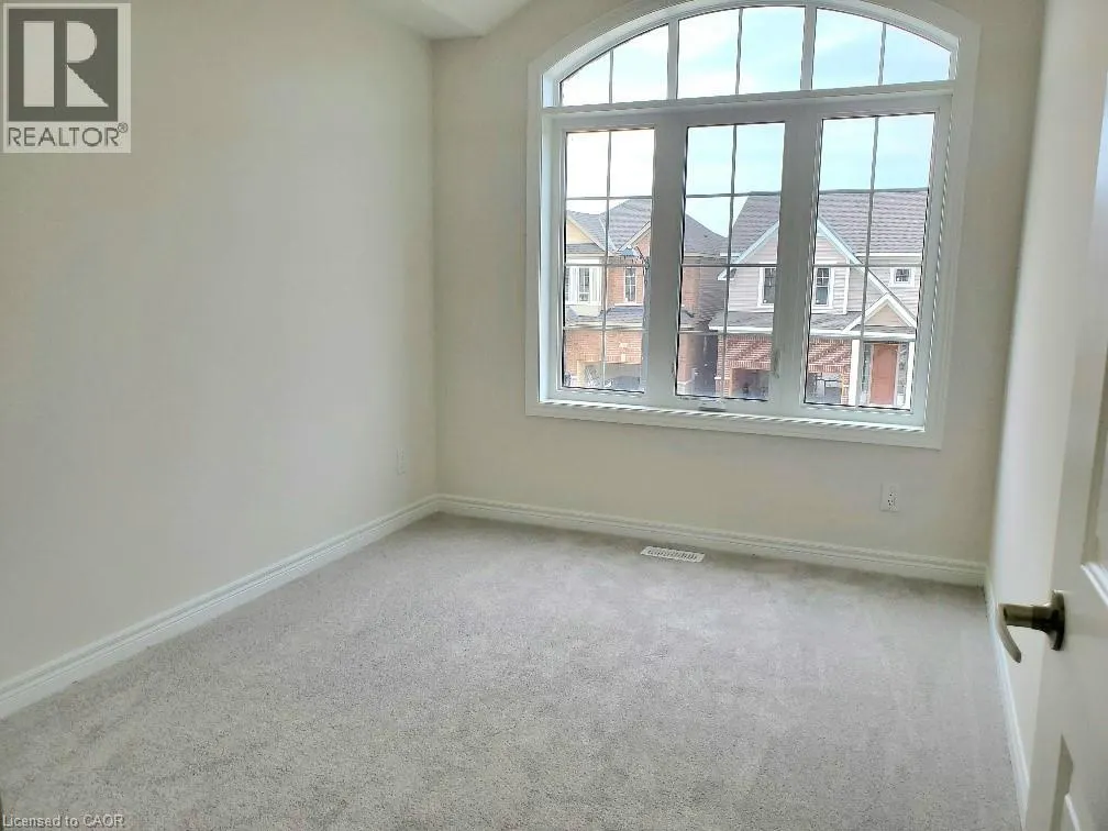 85 GLORIA Street