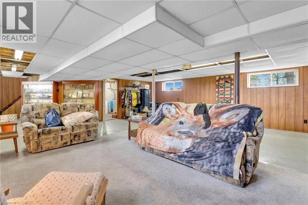 2986 GRIMSBY Road