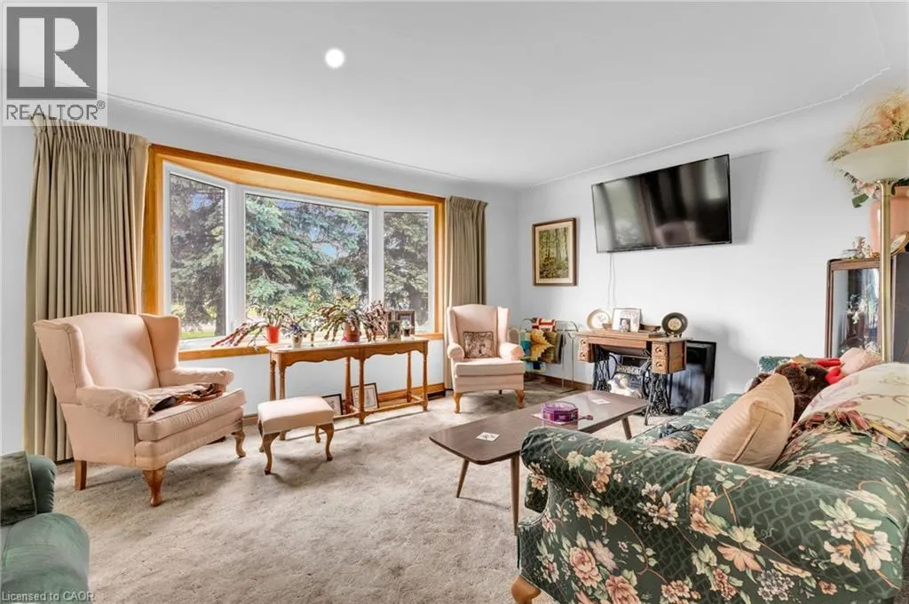 2986 GRIMSBY Road