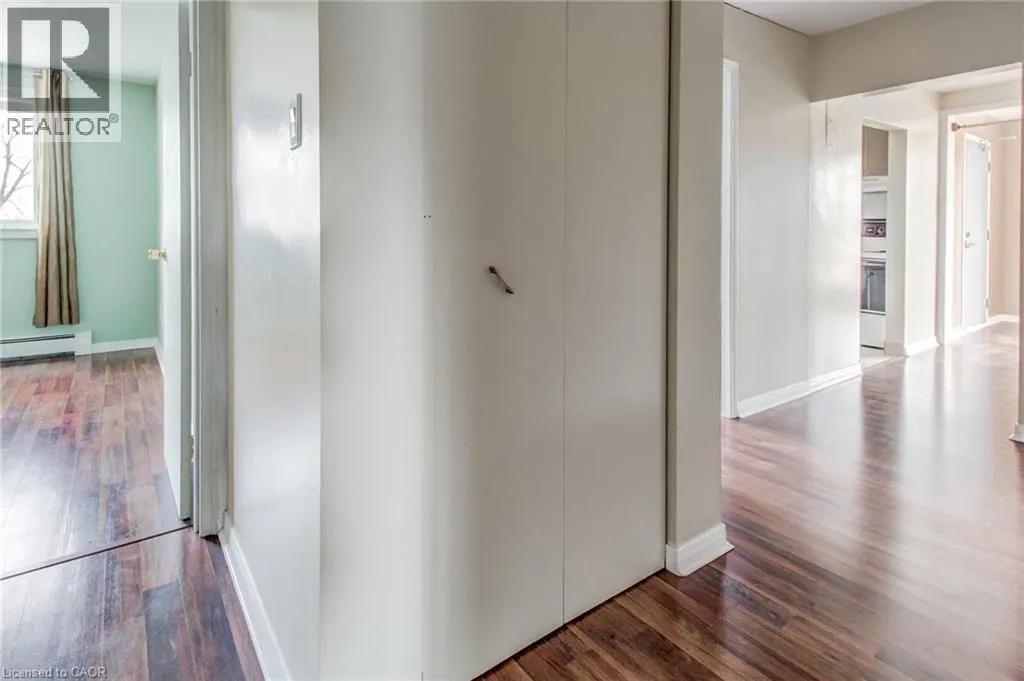 371 DALE Crescent Unit# 7, #7