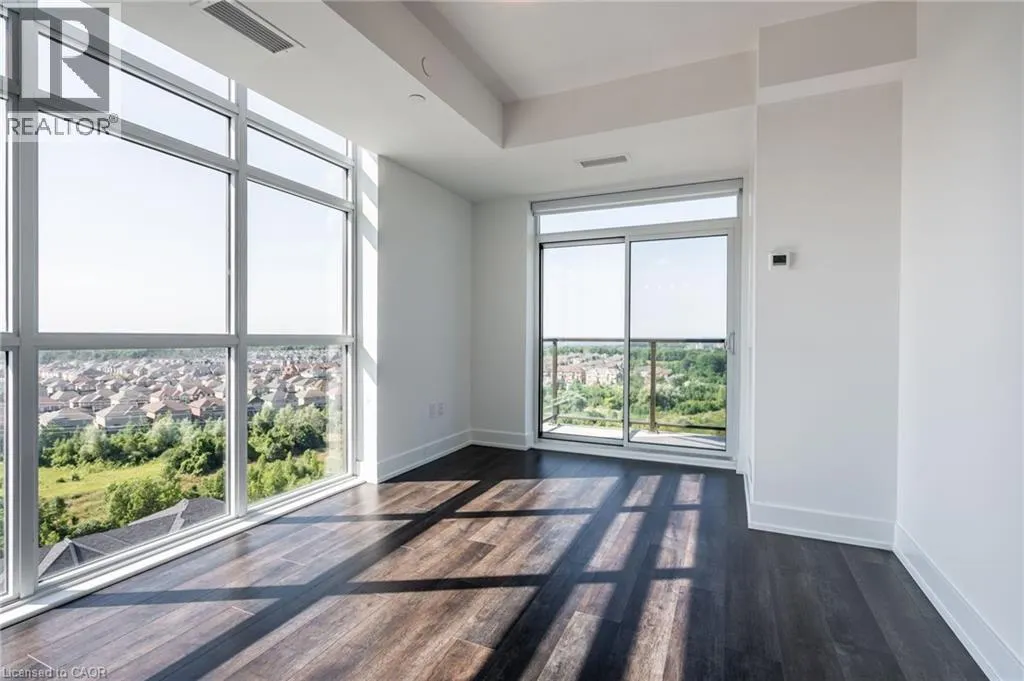 450 DUNDAS Street E Unit# 1111, #1111