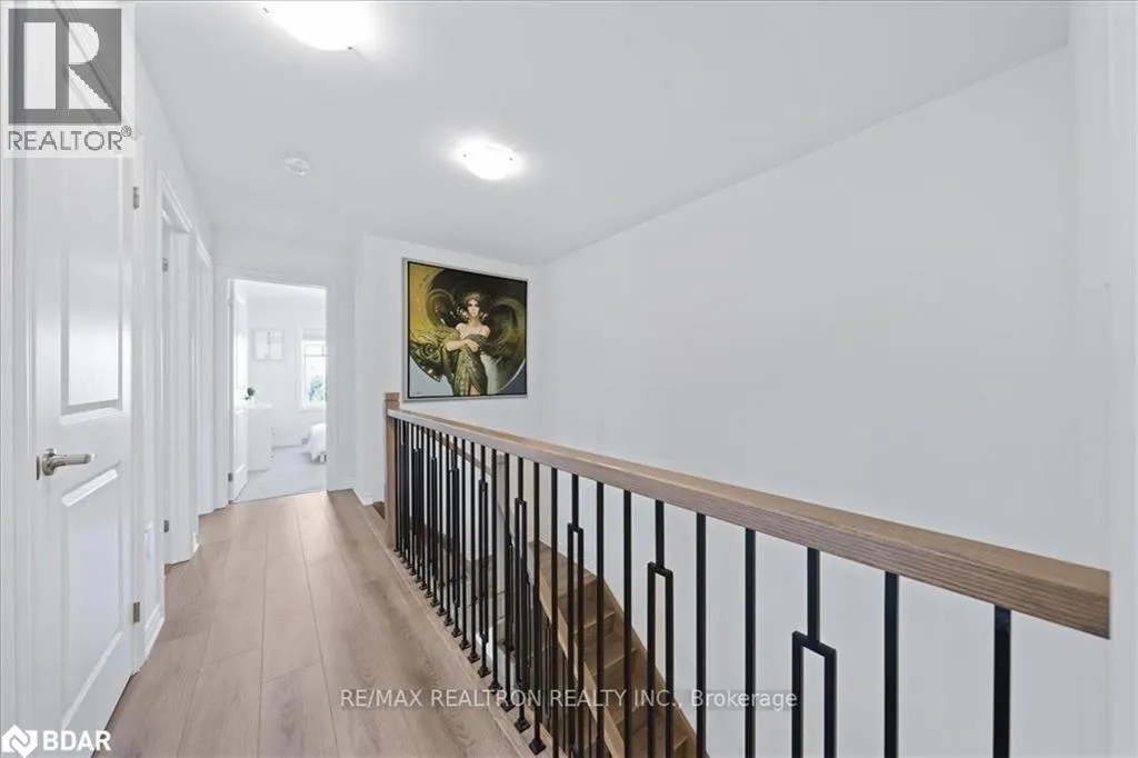 65 JONKMAN Boulevard