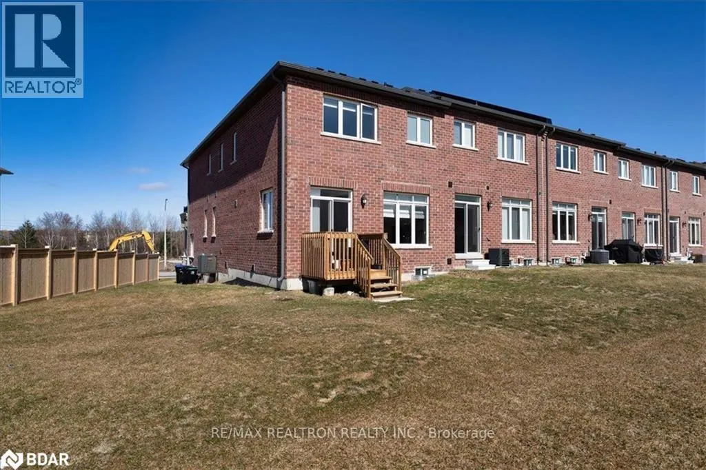 65 JONKMAN Boulevard