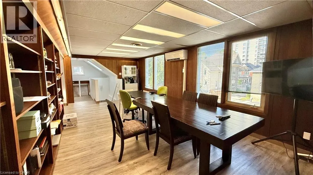 74 QUEEN Street N Unit# B, #B