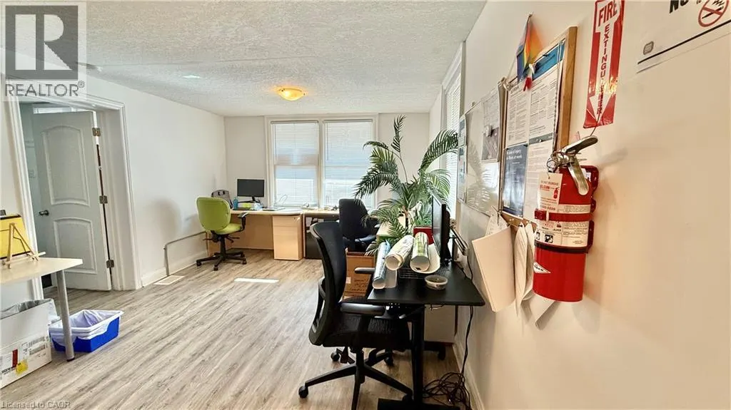 74 QUEEN Street N Unit# B, #B