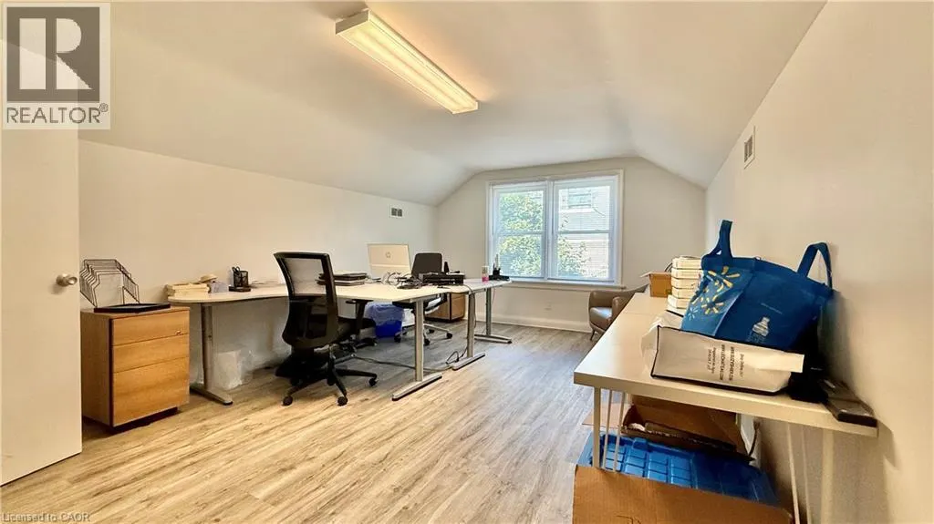 74 QUEEN Street N Unit# B, #B