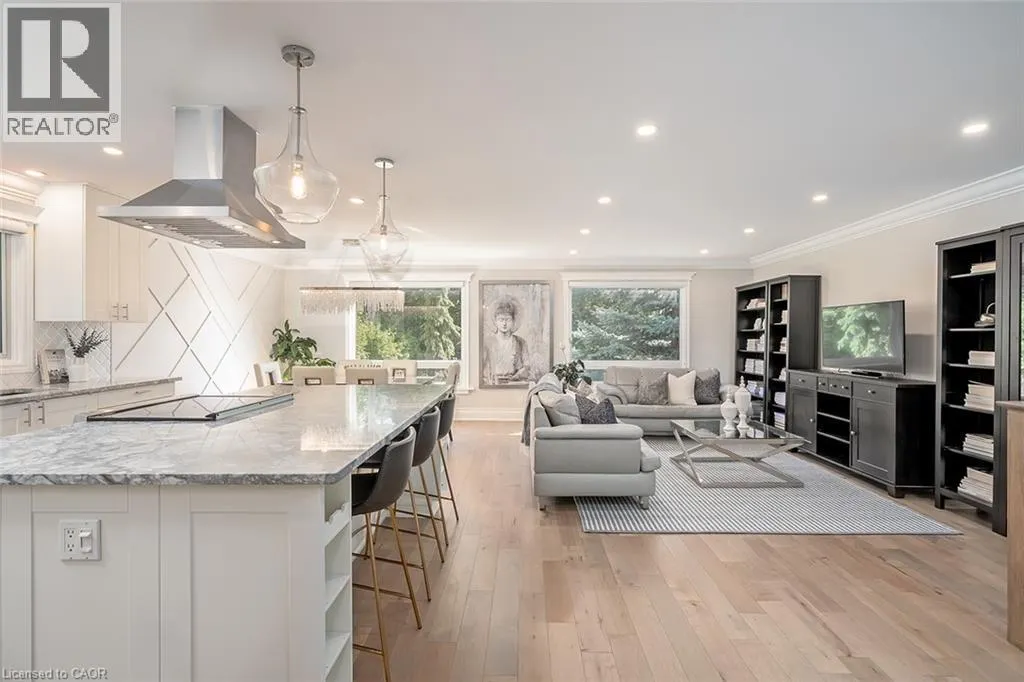 1207 RICHMOND Road