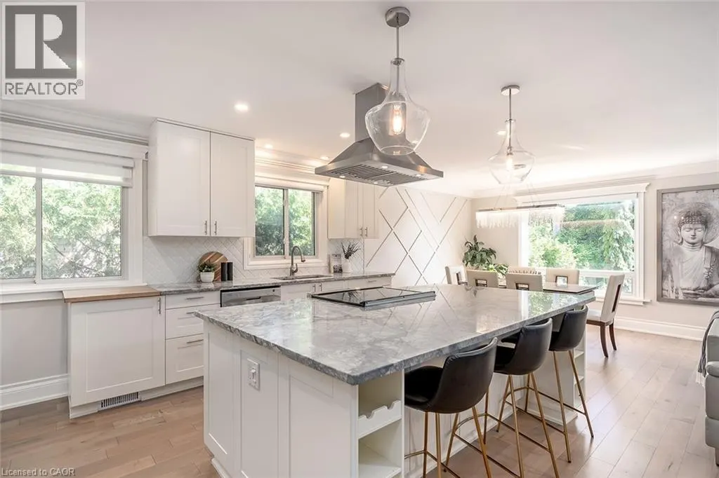 1207 RICHMOND Road