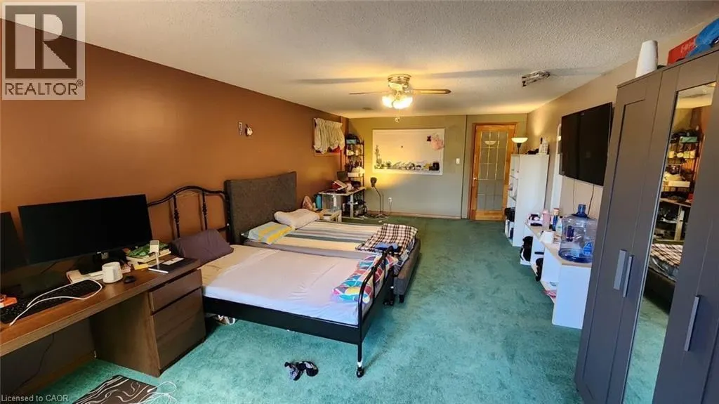 71 ALEXANDER Avenue Unit# B2, #B2