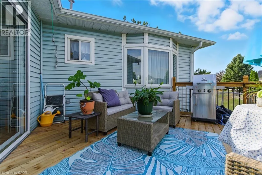 360 SILVERBIRCH Boulevard