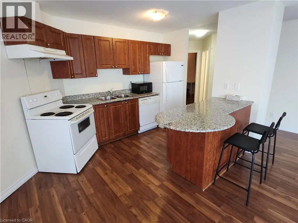 135 JAMES Street S Unit# 214, #214