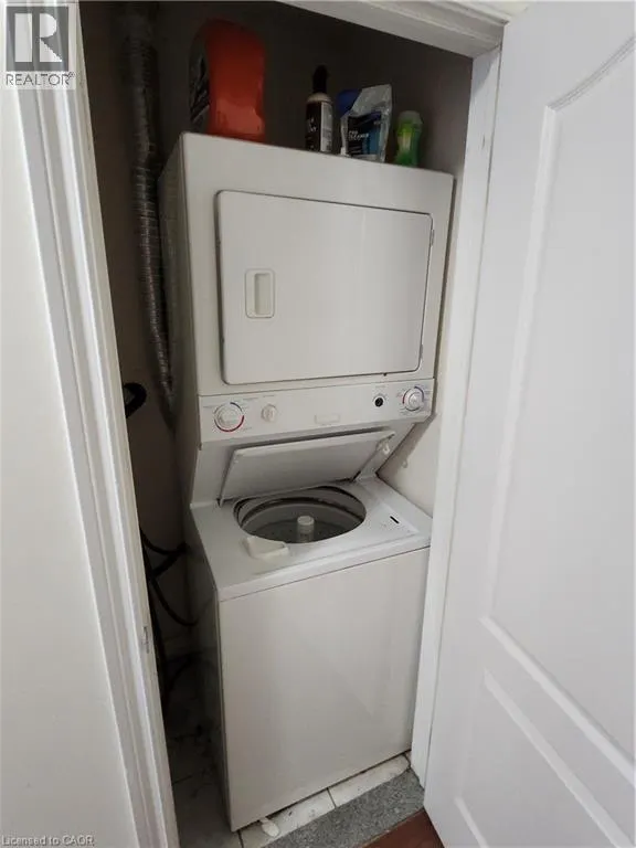 135 JAMES Street S Unit# 214, #214